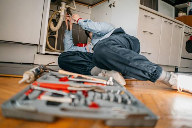Best Shower Repair Services  in Wewahitchka, FL